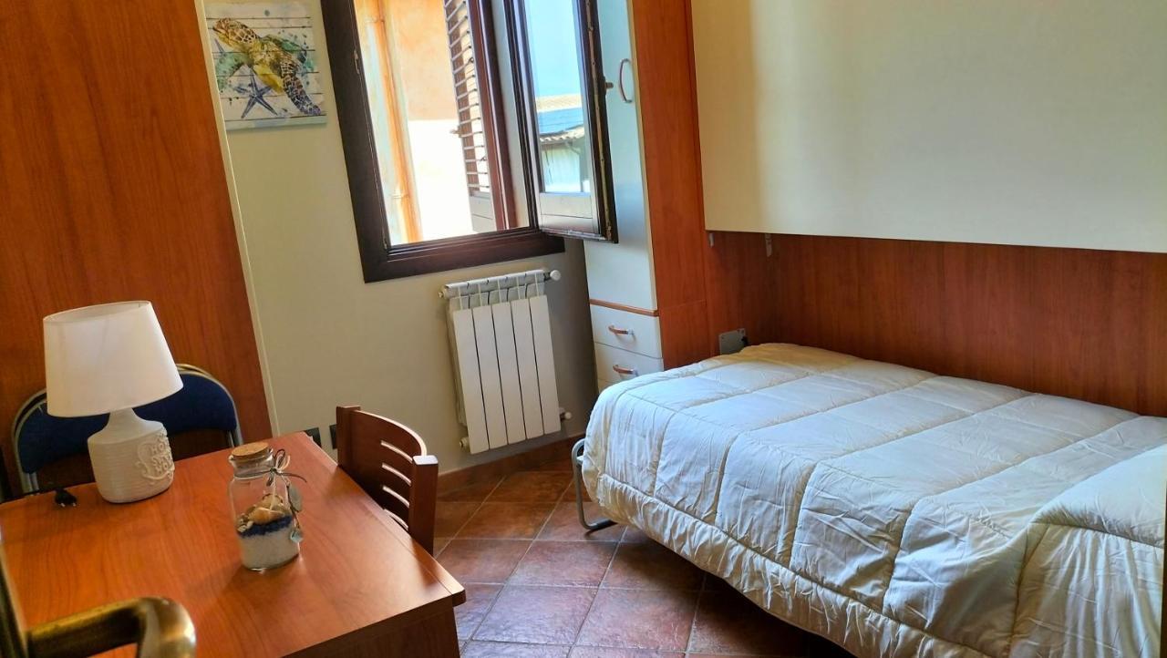 Home La Palmetta Campofelice Di Roccella Zewnętrze zdjęcie